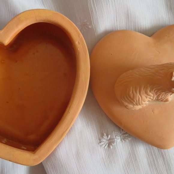 *Vintage* Terracotta Heart Shaped CAT Trinket Box (F52) - Picture 4 of 5